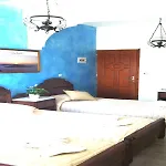 Emmanouela & 3*