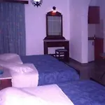 Emmanouela & Aparthotel