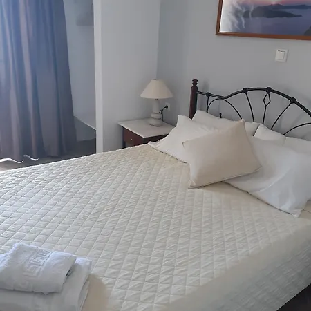 Apartmanhotel Emmanouela & 3*
