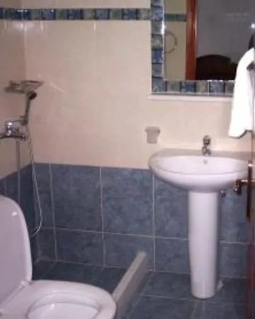 Emmanouela & Apartmanhotel Karterádosz